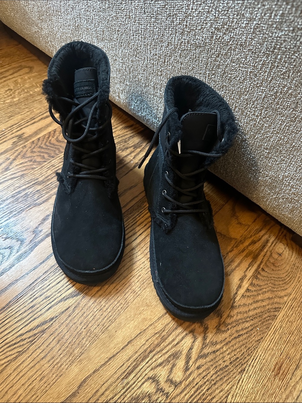 Koolaburra Black Lace-Up Suede Fur-Trim Boots